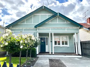 The Jade House | Spacious 4BR Retreat for Families - Image 3
