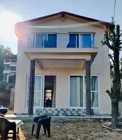Hilltop Haven - Image 4