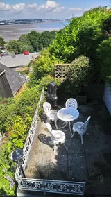 Extended Fishermans cottage with stunning sea views - Image 5