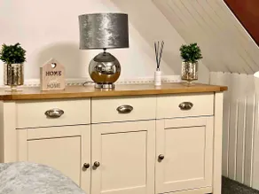 A Superb Size Cottage By The Canal - Image 5