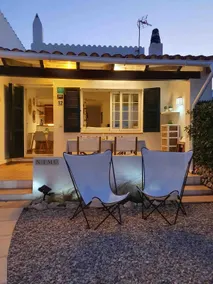 BEAUTIFUL TOWNHOUSE WITH A BEAUTIFUL VIEW OF THE SEA - Image 2