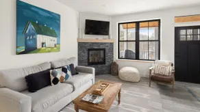 Pristine Brand New townhome Amazing Stowe Location - Image 3