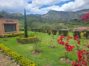 Cheerful country house near the valley - Image 2