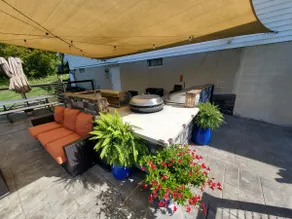 15min from PSU stadium, Game room, Theatre, Patio - Image 3
