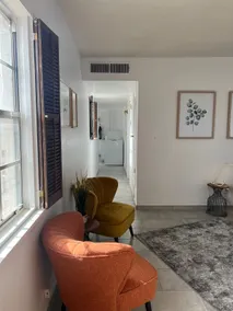 Cozy 1 bedroom house with excellent location - Image 5