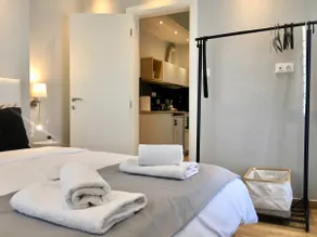 TZORTZI'S HOME - Image 4