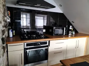 Charming house with air conditioning - Image 4