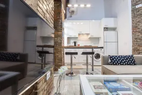 Desing apt in heart of Triana Sevilla - Image 3