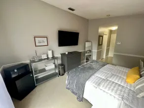 Elegant Suite | Private Patio | Perfect Relaxation - Image 4
