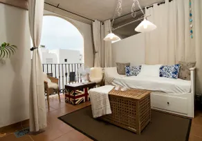 3 Bed, 2 Pools, Private Jacuzzi in Mijas! - Image 2