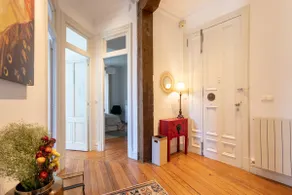Comfort and Design with a View of the Old Town - Image 5