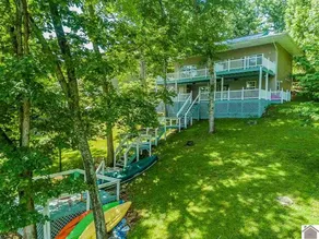 Timmy The Turtle Lakehouse - Image 3
