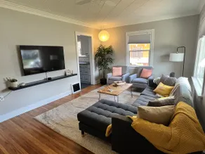 Centrally located home! Downtown-U-District -Arena - Image 3
