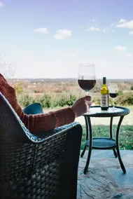 The Stone Cottage at Bluemont Vineyard - Image 2