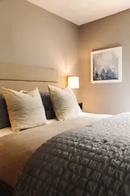 The Carriage House Apartment - Image 2