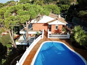 Villa Fluvia: 1200m city, swimming pool, sea view - Image 4