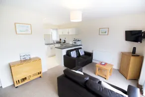 Seaview Holidays - Premier 2 Bedroom Cottage - Image 2
