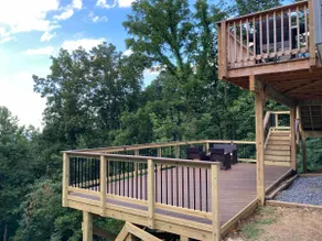 Hot Tub Mountain View Dog Friendly Modern Chalet - Image 3
