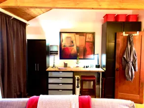 South Pasadena Studio Near Metro - Image 4