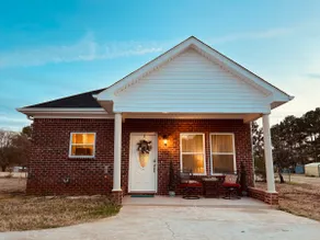 Frontier Guest House - Image 2