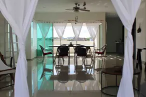 Air-conditioned house steps from the sea in fracc! Invoice - Image 3