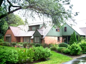 AlleganAcres:Sleeps18,Pool,HotTub,FireplaceFirepit - Image 2