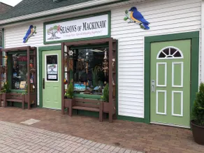 The Loft at Seasons of Mackinaw - Image 4