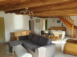 Beautiful comfortable farmhouse 3 bedrooms, 3 beds - Image 2