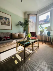 2025 Award Winner Liverpool Strawberry House - 3 Bedrooms - Image 5