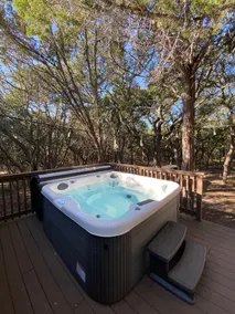 Cabin in The Woods-2 bedroom on 7.5 acres, Hot Tub - Image 5