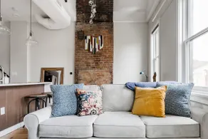 The Stafford Condo.1 bed/1 ba.Unbeatable Location - Image 2