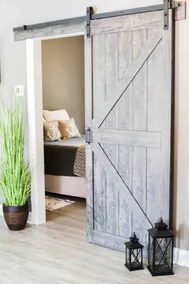 Luxurious 1BR Pool House with Private Entrance - Image 2