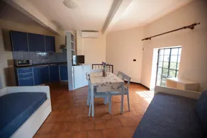 Villa Apartment with 1 Bedroom,seaview on 2 levels - Image 3