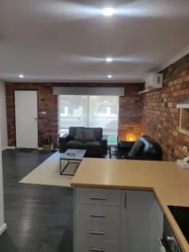 The Flat on Goulburn - Image 2