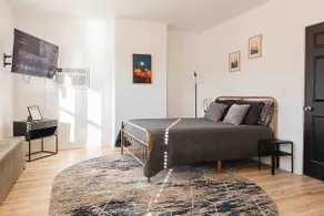 Heart of Brady St | Smart TV’s | Full Kitchen | AC - Image 4