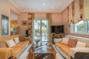 Villa Status - Image 4
