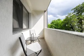 Modern Apartment in a Quiet Area - Image 4
