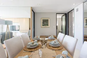 Blouberg Luxury Beachfront Apartment - Image 3