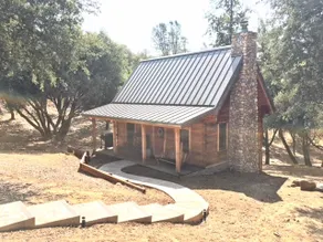 Apple Valley Cabin - Image 5