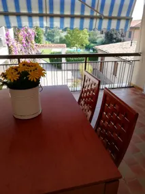 Cosy Appartement close to the Lake with pool - Image 3