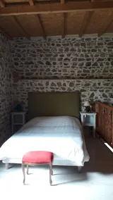 driftwood studio in old farmhouse - Image 4