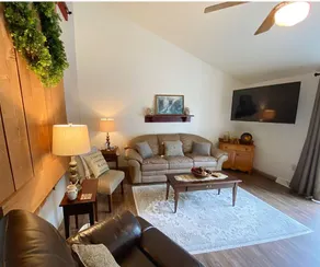 Abby's Lookout - Raised Retreat w/Hot Tub & WiFi - Image 3