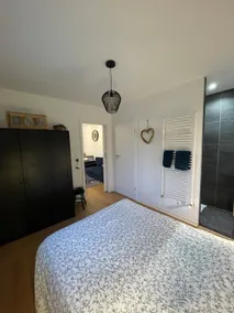 Very nice studio. - Image 5