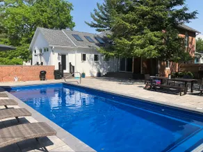 Vintage, restored home w/ pool, hot tub & courtyard-just blocks to town & beach - Image 3