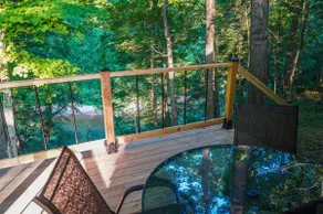 CREEKSIDE CABIN + view, forest, fishing & peaceful - Image 2