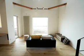 Farms and mountains in front! Shallow construction メ ズ ズ ネ ッ ト 型 1 LDK (75 m ^ 2) を ｡ HOUSE MOEWA - Image 3