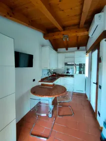 The cottage of Petali e Seta. Convenient for the city - Image 4
