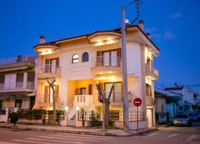 Vier Luxury House - Image 2