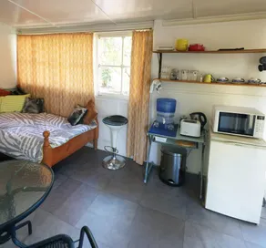 Komfortable Garden Apartment - Image 3