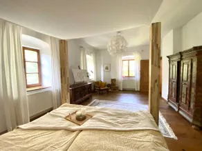 Cozy, centrally located apartment in a historic building by the river - Image 3